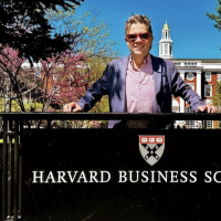 Esteban Burbano de Lara